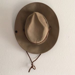 wallaby hats & clothing